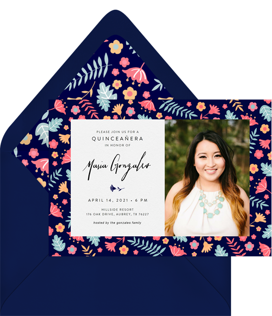 來自 Greenvelope 的民間藝術框架 Quinceañera 邀請函